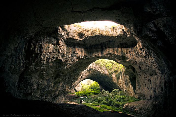 Посетите удивительные пещеры в Болгарии